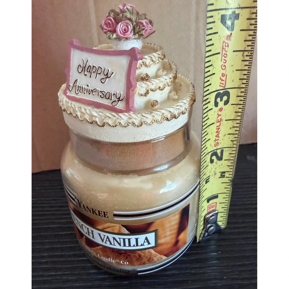 Vintage Yankee Candle French Vanilla Happy Anniversary Cake Topper Jar Candle